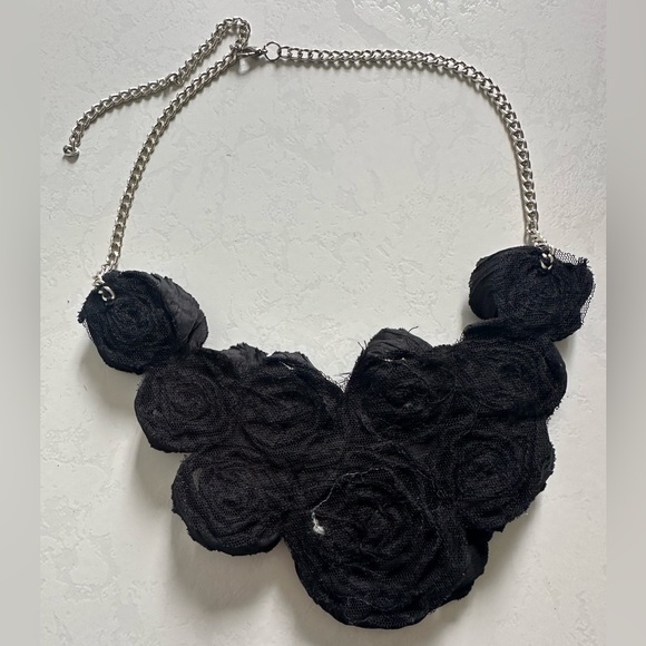 Black Fabric Floral Necklace - Picture 3 of 4